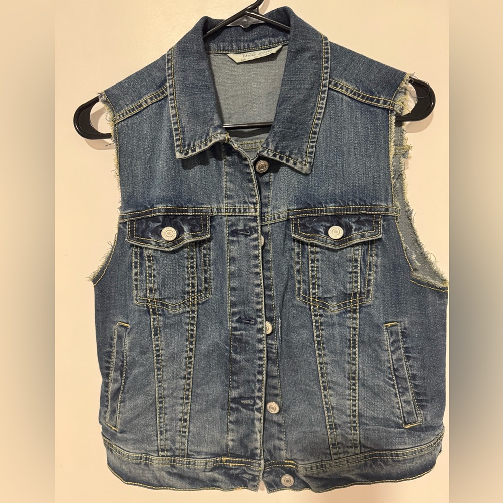 Jean vest from Mango ( Size S )
